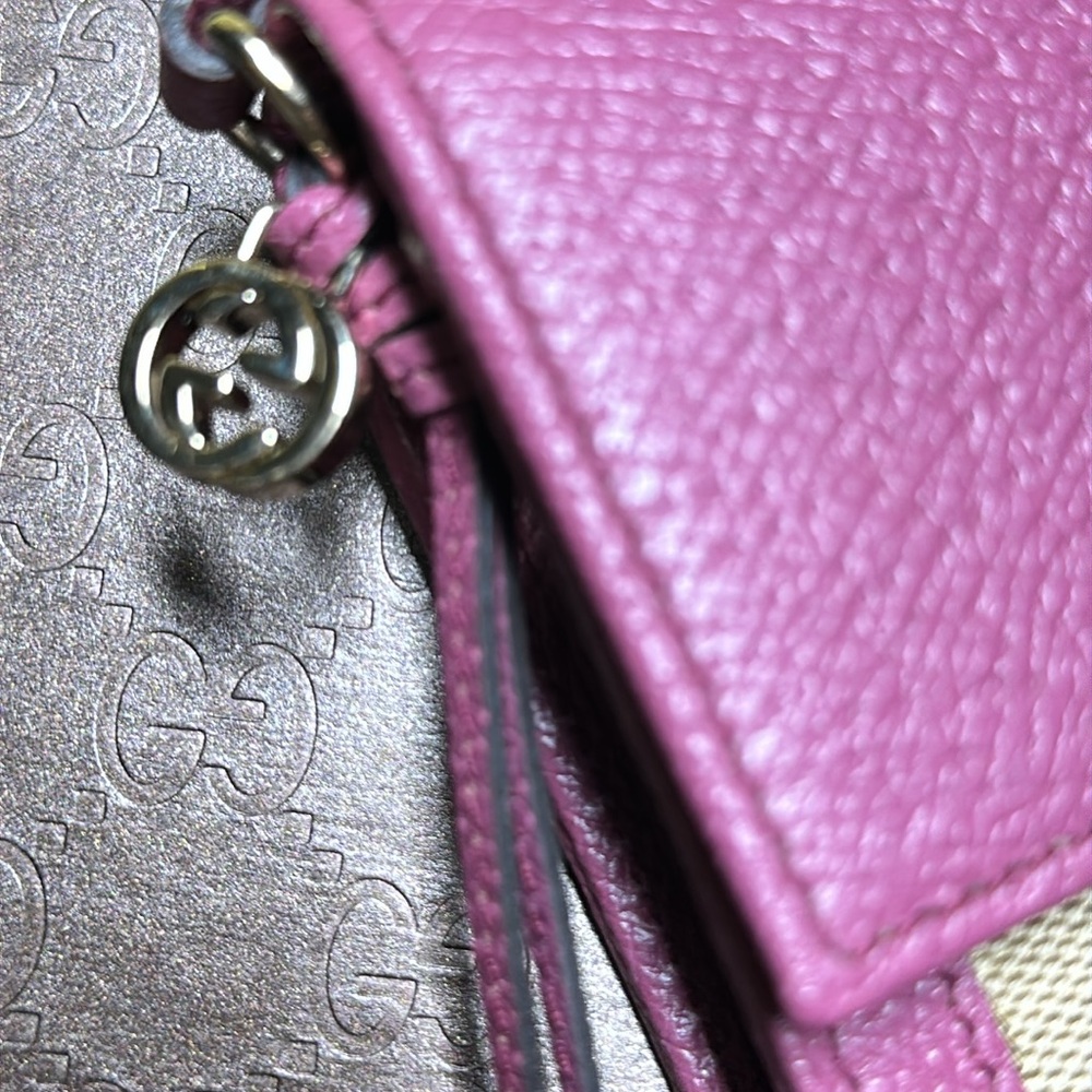 Gucci Pink and Beige Wallet ( NWT) - Picture 10 of 10